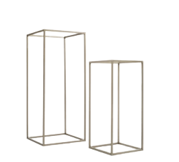 Gold Stand Cube