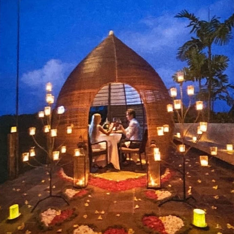 The Kayon Hotels & Resort | ROMANTIC EXPERIENCES (ROMANTIC DINNER)