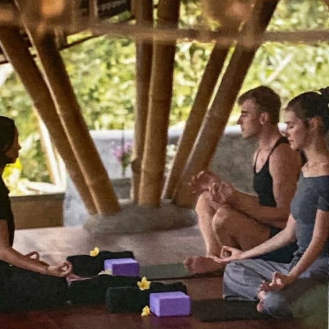 The Kayon Hotels & Resort | ROMANTIC EXPERIENCES (WELLNESS PROGRAM)