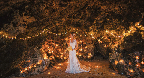 Samabe Bali Suites & Villas - The Vow at The Cave